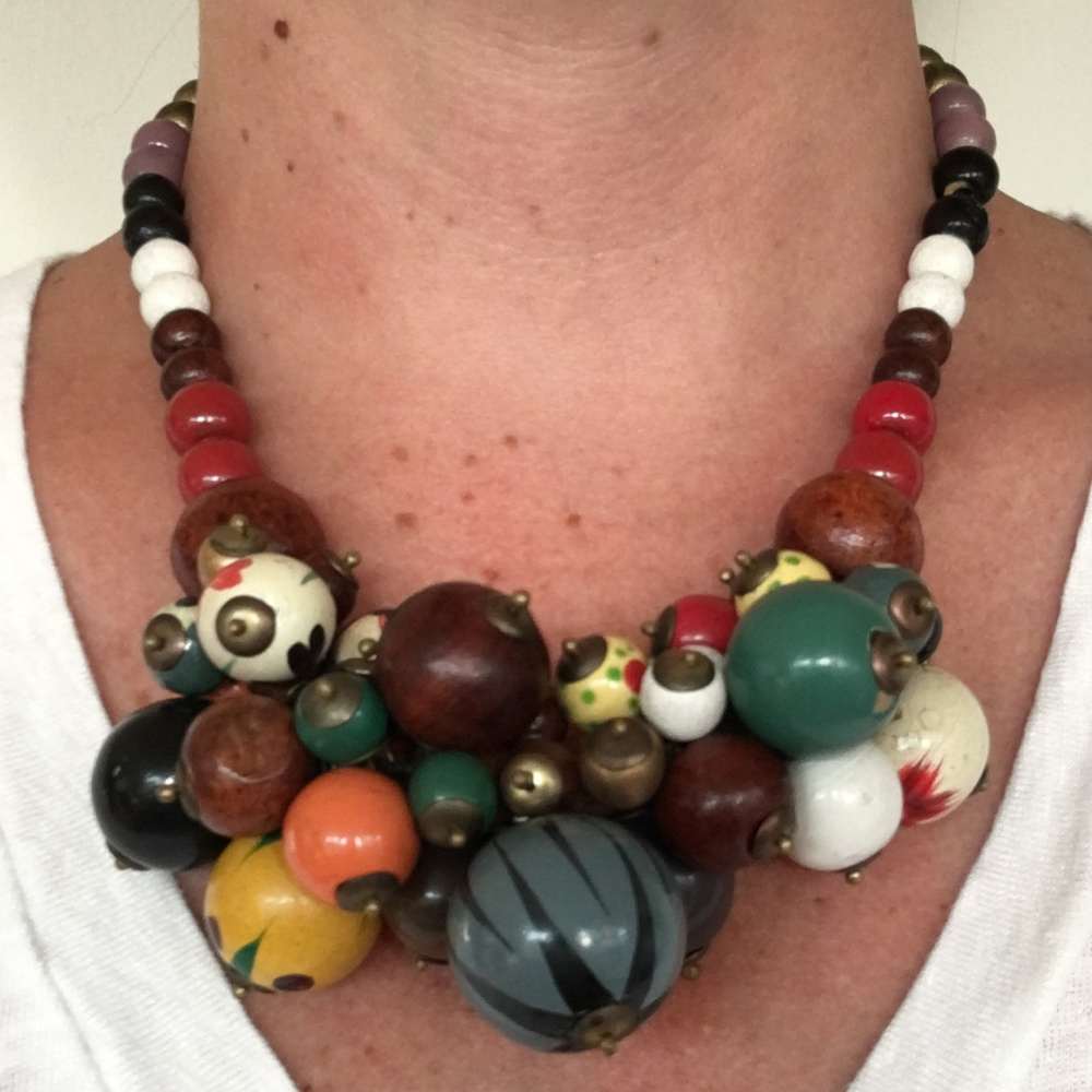 H&M wooden necklace